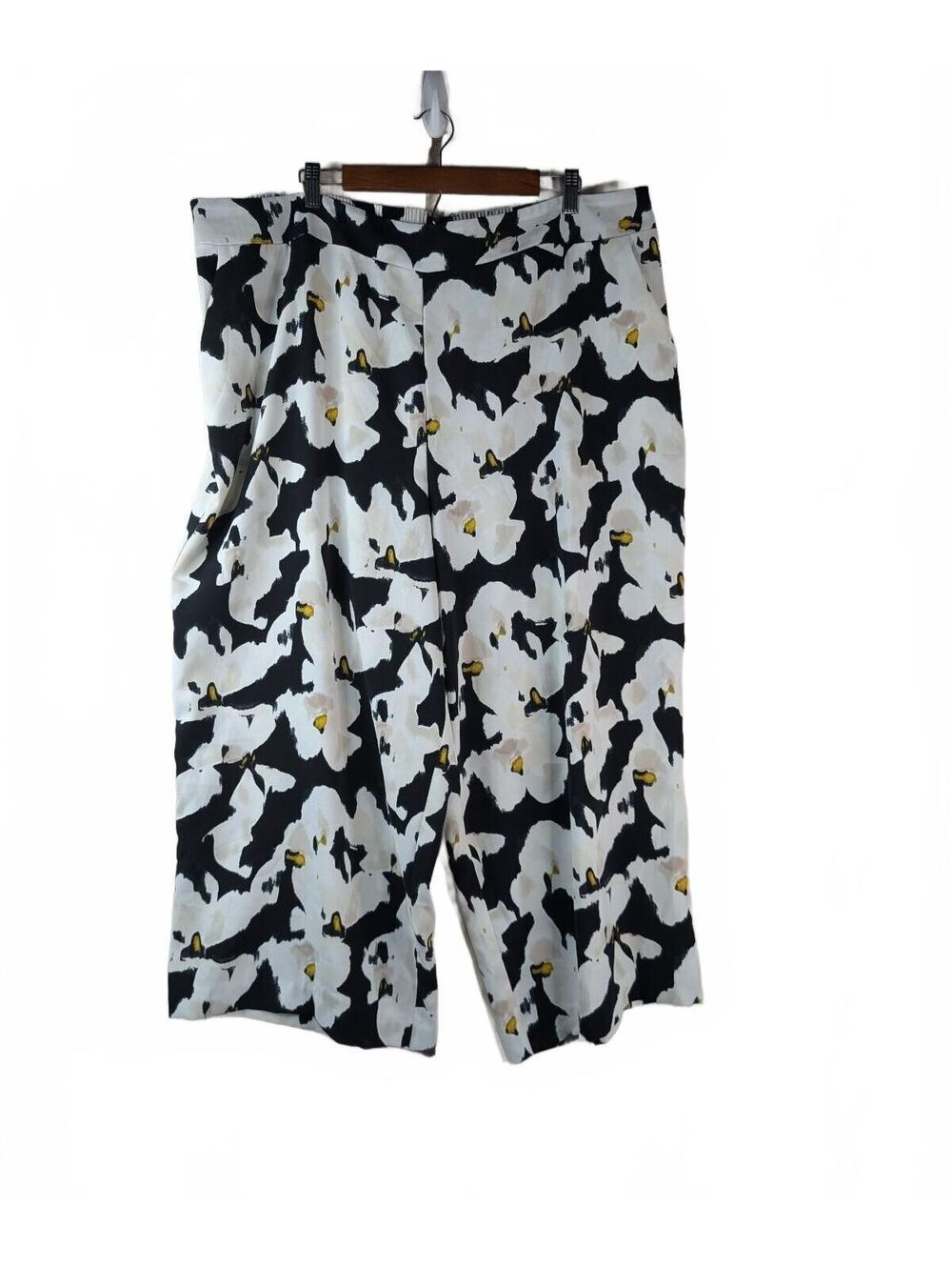 Nine West Cropped Wide-Leg Pull-On Pants in Black and White Floral Print Size 2X